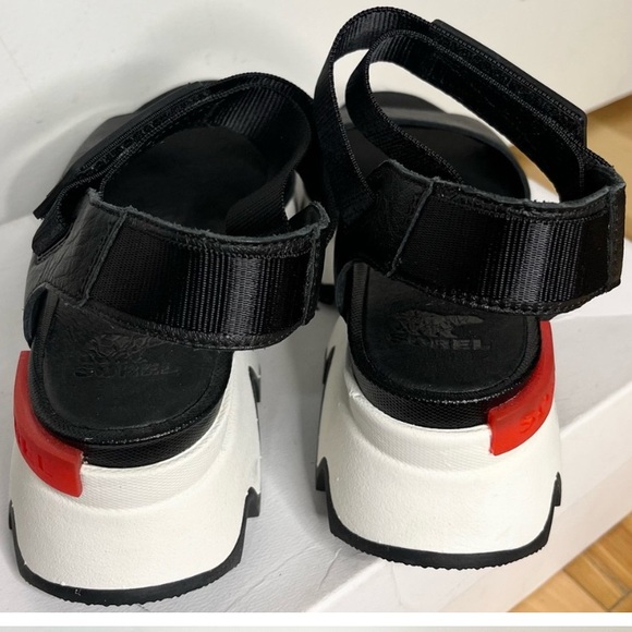 Sorel Kinetic Impact Y-Strap Leather Sandals - Picture 7 of 8